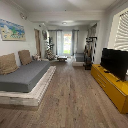 Ocean Drive Suite Miami Beach Exterior photo