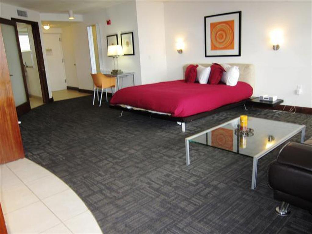 Ocean Drive Suite Miami Beach Room photo