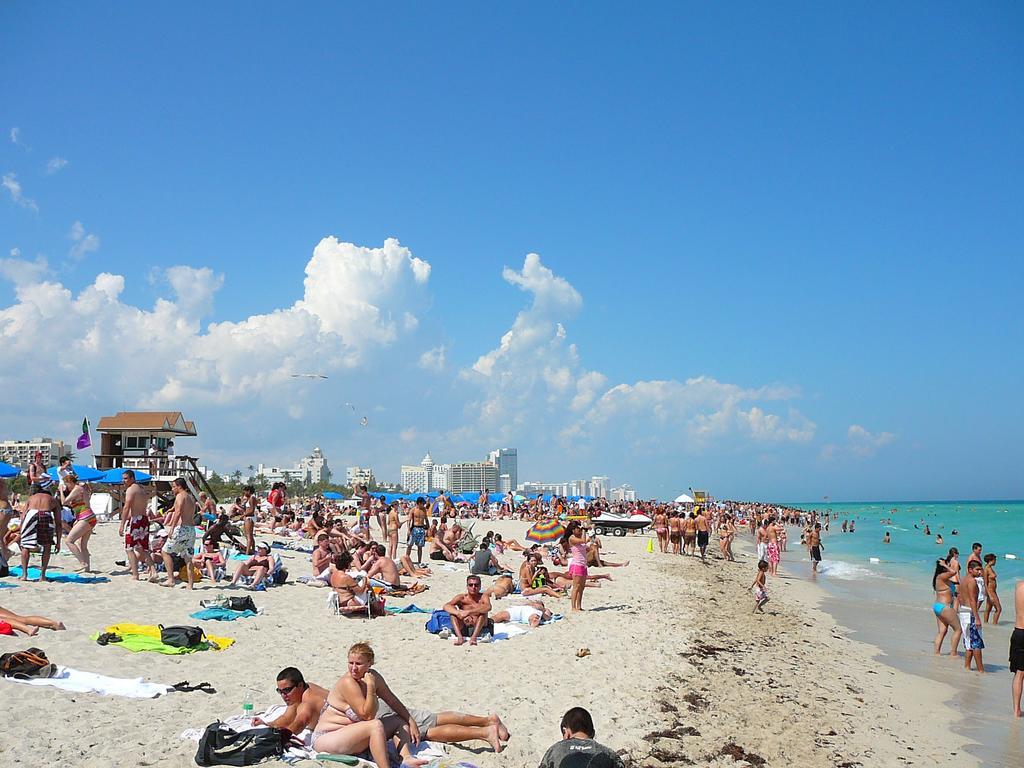 Ocean Drive Suite Miami Beach Exterior photo