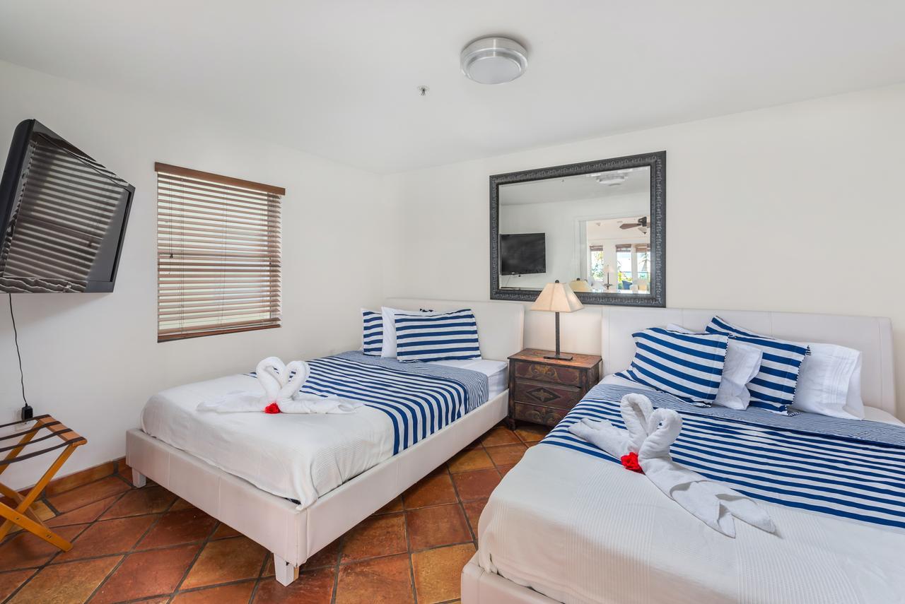 Ocean Drive Suite Miami Beach Exterior photo